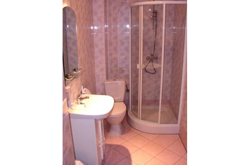 Poljska Privát Kamienica, Eksterier